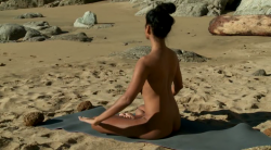 Pure Nude Yoga: Ocean Goddess - Beginning & Intermediate Yoga (2014)